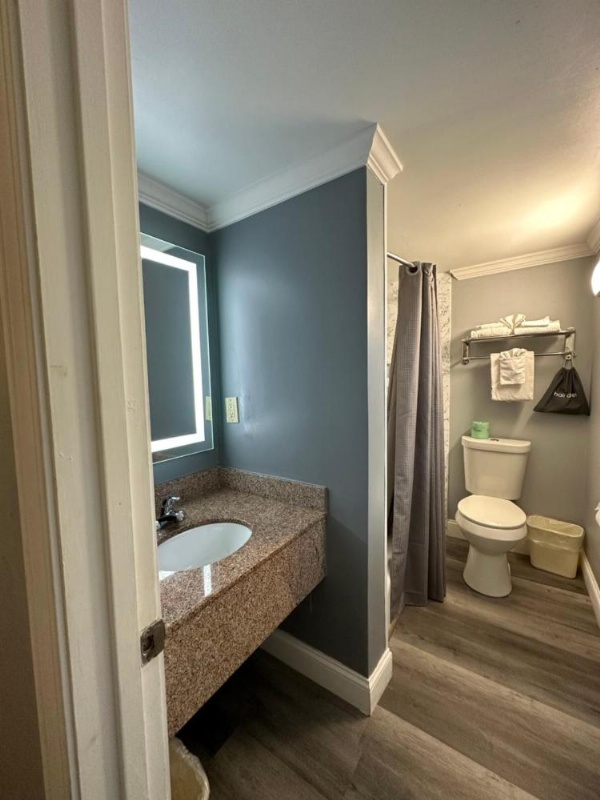 Rodeway Inn Orleans image 14